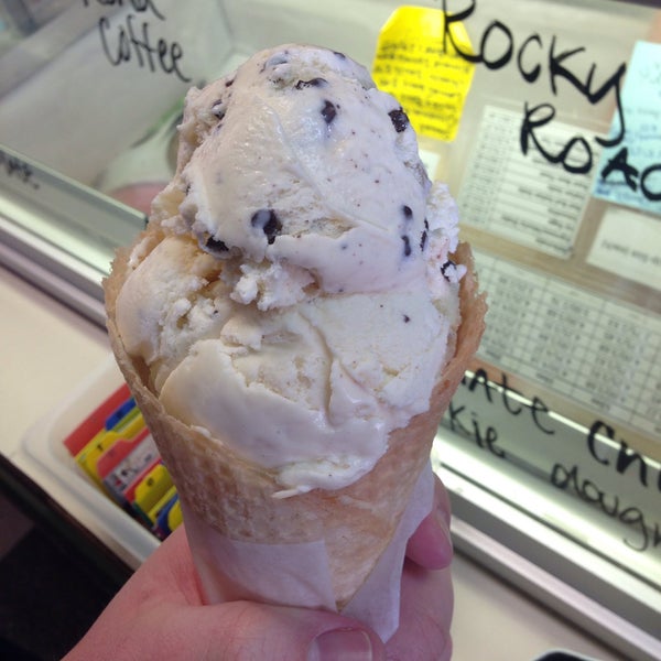 C.C. Espresso & Ice Creamery Coffee Shop in Duvall