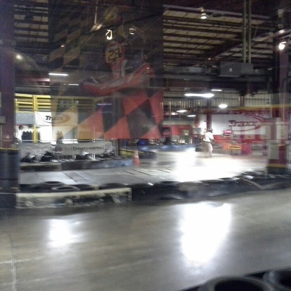 11/21/2013에 David K.님이 Traxx Indoor Raceway에서 찍은 사진
