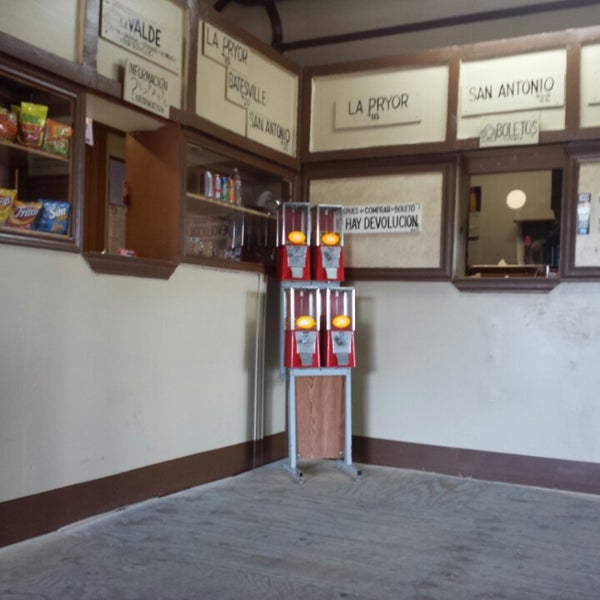 Top 26+ imagen transportes aguila eagle pass Abzlocal.mx