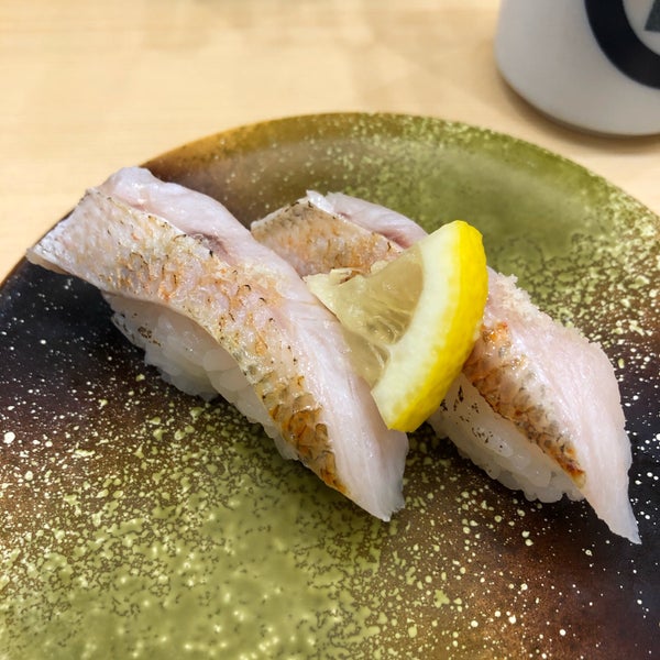 Fotos En 富寿し 長岡古正寺店 Restaurante De Sushi En 長岡市