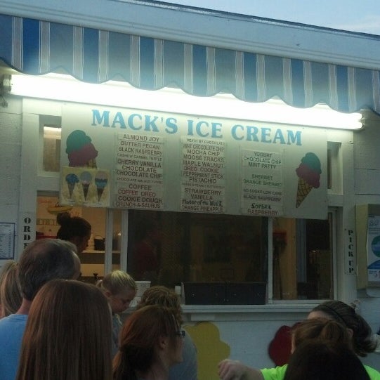 Photo taken at Mack&#39;s Ice Cream by WayneNH on 4/24/2013