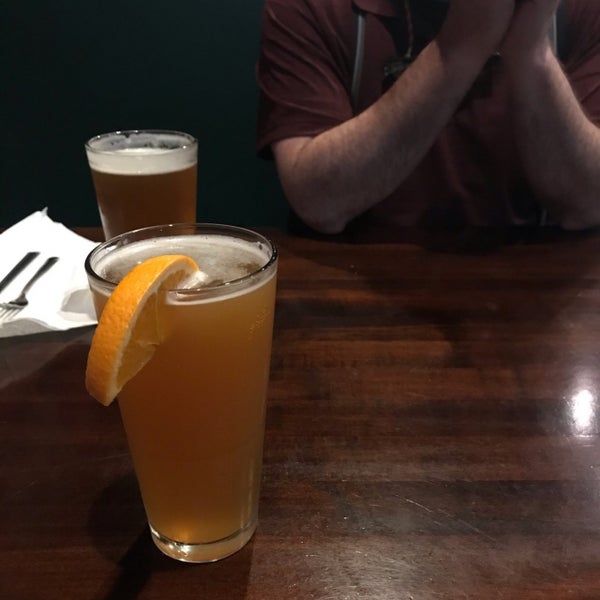 Photo taken at On Tap Sports Cafe - Riverchase Galleria by Gwendolyn C. on 5/29/2020