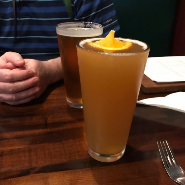 Photo taken at On Tap Sports Cafe - Riverchase Galleria by Gwendolyn C. on 3/14/2020