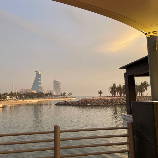 Foto diambil di Jeddah Waterfront (JW) oleh A. pada 5/12/2024