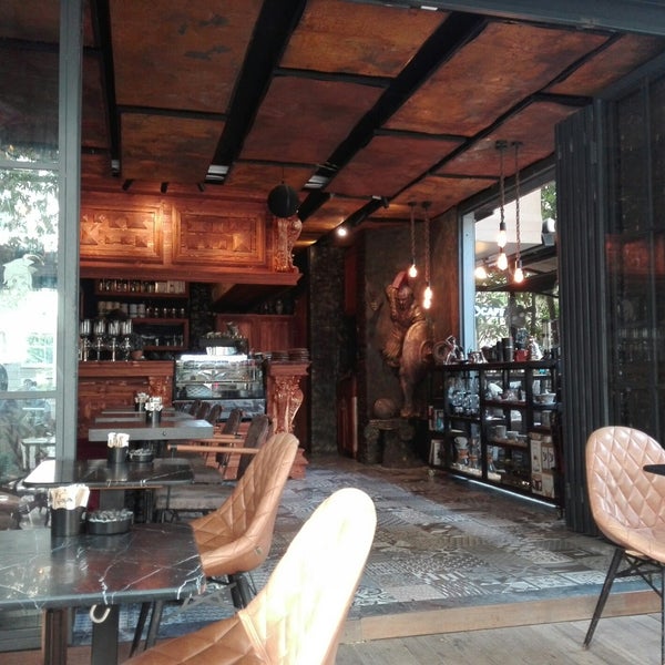8/1/2018 tarihinde Bilal A.ziyaretçi tarafından Hector Louis Coffee'de çekilen fotoğraf