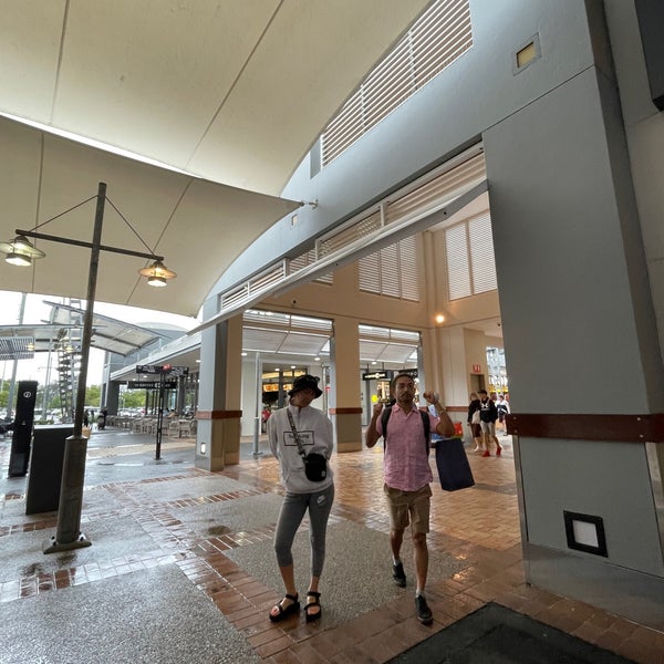 Harbour Town Premium Outlets Outlet Mall in Biggera Waters
