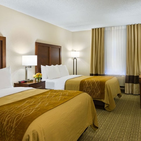 Photos At Comfort Inn St Louis Westport Hotel In Saint Louis