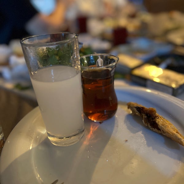 Photo prise au Cemil Baba Balık Restaurant par Zeki Y. le6/24/2022