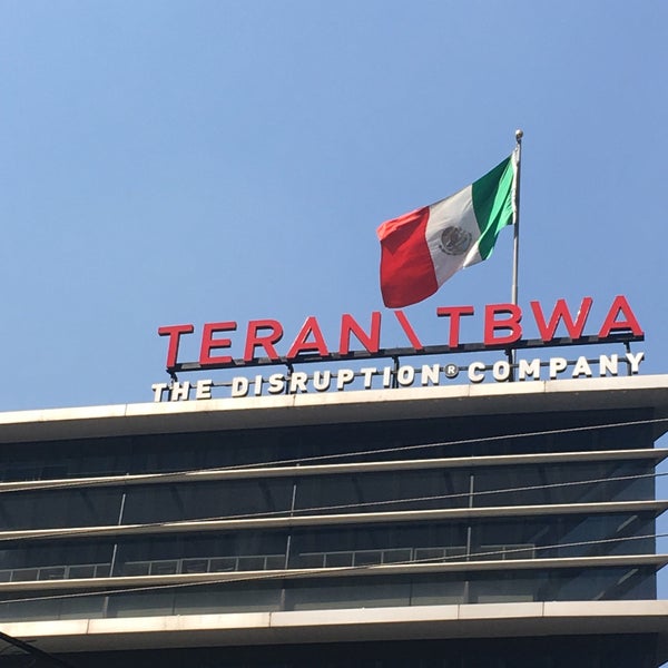 รูปภาพถ่ายที่ Terán TBWA โดย Daniee R. เมื่อ 2/1/2017