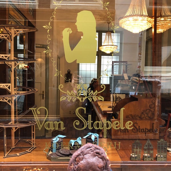 Van Stapele Koekmakerij Dessert Shop in Amsterdam