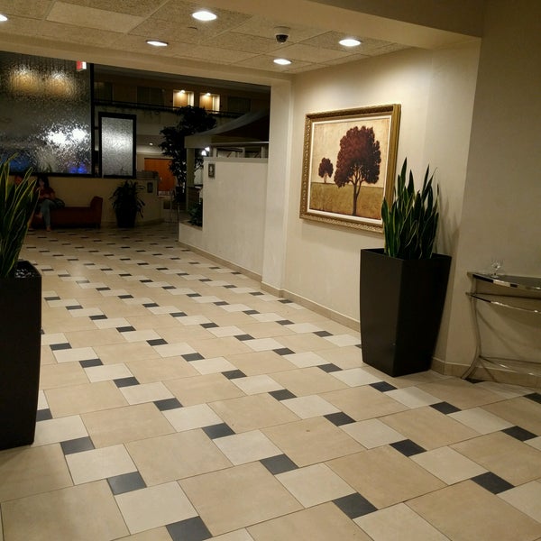 9/19/2016에 Michael O.님이 Embassy Suites by Hilton에서 찍은 사진