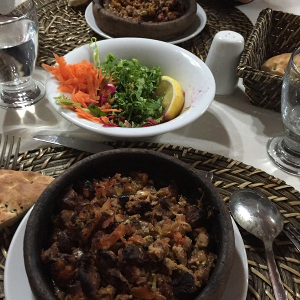 Снимок сделан в Nevşehir Konağı Restoran пользователем Eylül Y. 12/12/2015