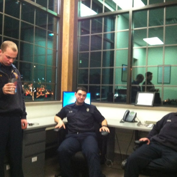 Foto scattata a Fayetteville Fire Department da John F. il 12/23/2012