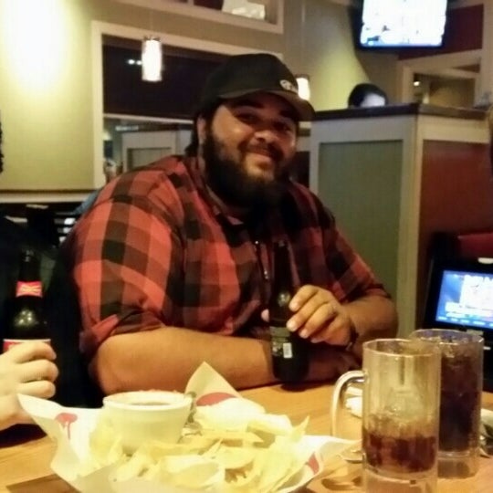 Photo taken at Chili&#39;s Grill &amp; Bar by Jamie C. on 9/4/2015