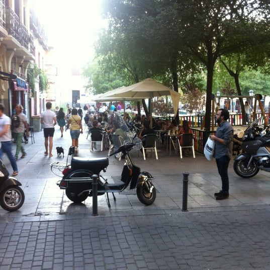 9/18/2012 tarihinde Adrian M.ziyaretçi tarafından Café Pepe Botella'de çekilen fotoğraf