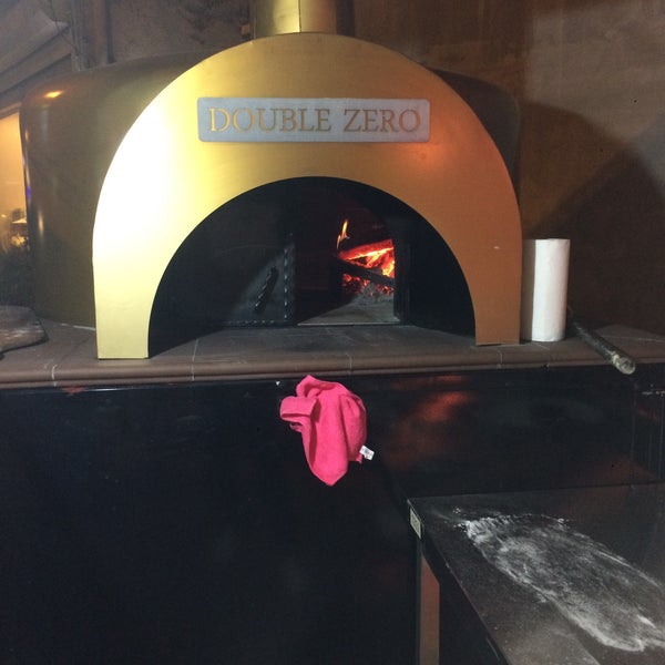 Photo taken at Double Zero Pizzeria by Aykut H. on 11/22/2017