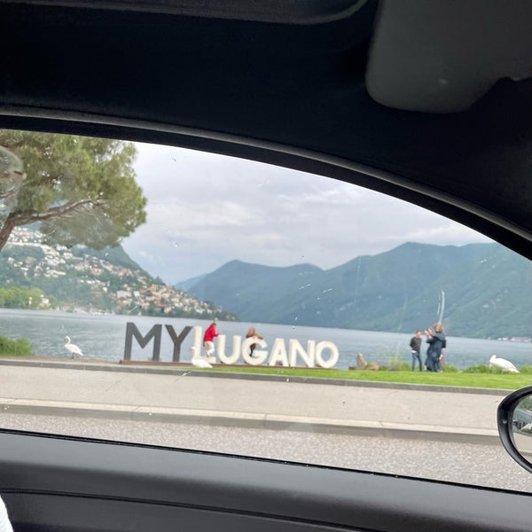 Foto tirada no(a) Lugano por N . em 5/24/2023