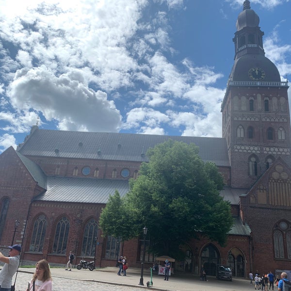 Foto diambil di Rīgas Doms | Riga Cathedral oleh Liam L. pada 7/14/2022