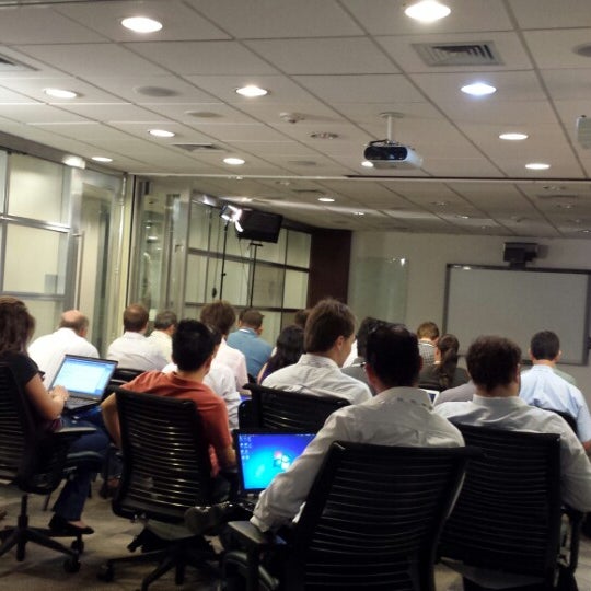 Система управления предприятием ibm notes domino. Мейнфрейм z15. Ibm ds8900f. Ibm notes. Ibm notes.