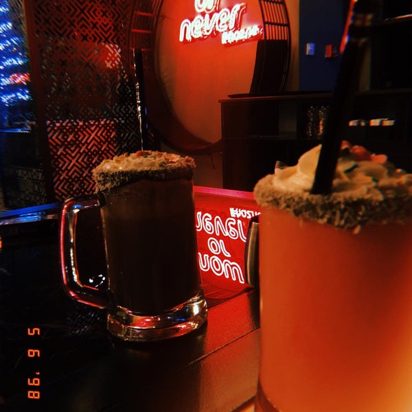 รูปภาพถ่ายที่ Hazne Lounge โดย Ayşenur Ç. เมื่อ 6/5/2019