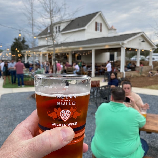 Red’s Corner 3 tips de 18 visitantes