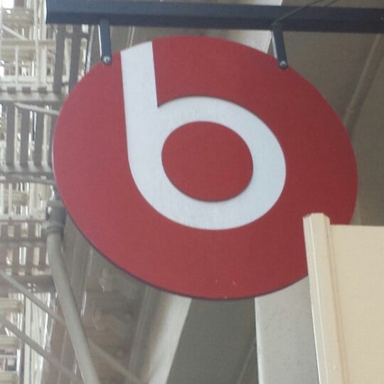 Photo taken at Beats By Dre Store by David A. on 10/22/2013