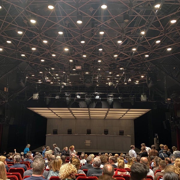 Photo taken at Katona József Színház by Kata on 10/27/2022