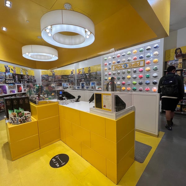 San Francisco opening first Lego store