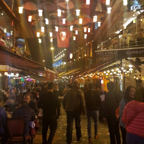 Das Foto wurde bei Patara Restaurant von Paşa D. am 11/18/2017 aufgenommen
