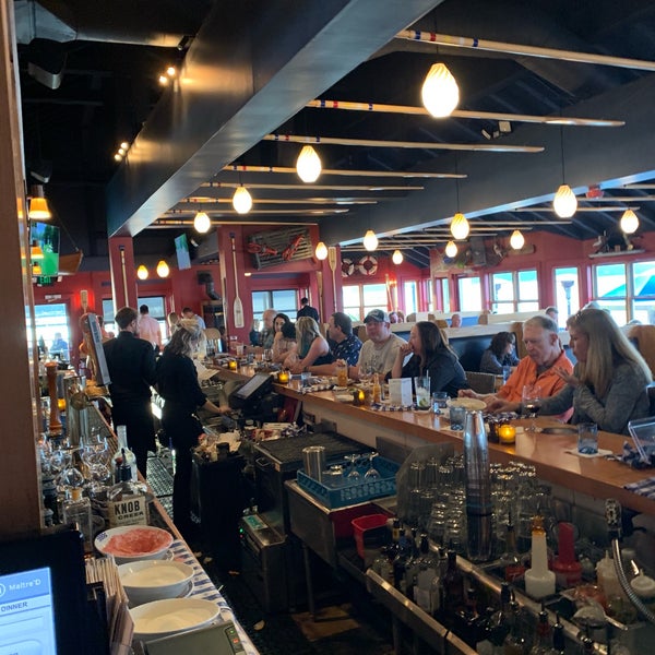 Photo taken at Duke&#39;s Seafood Tacoma by Josh A. on 7/14/2019