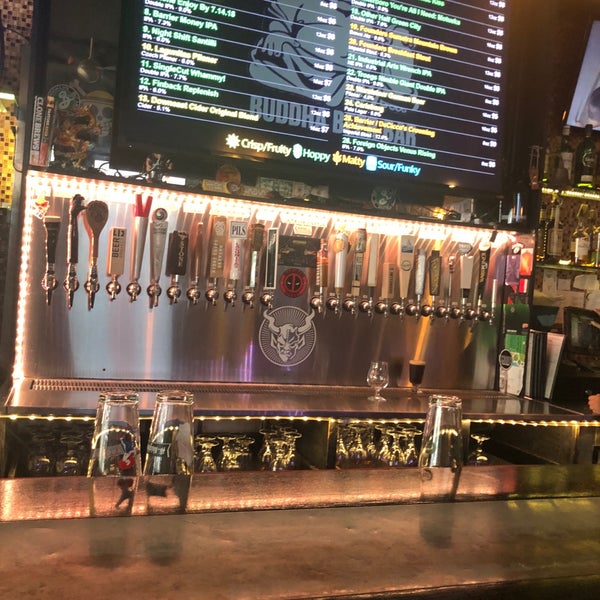 Foto scattata a Buddha Beer Bar da Josh A. il 6/28/2018