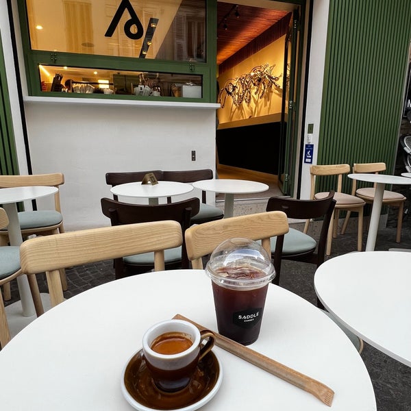Saddle Coffee Shop in Cannes