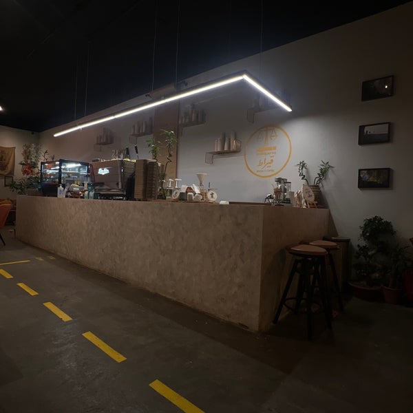 Photo prise au Qirat - Specialty Coffee par Ali .. le10/19/2022