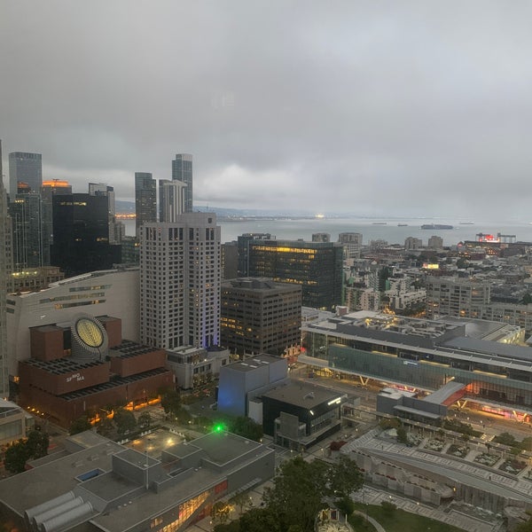 Photo taken at San Francisco Marriott Marquis by Emily H. on 7/5/2022