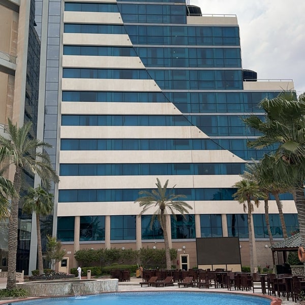 Foto diambil di Elite Resort &amp; Spa Muharraq oleh Abdulaziz pada 4/15/2024