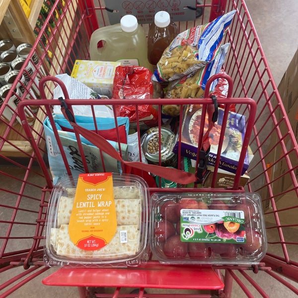 Trader Joe's Danbury에서 식료품점일