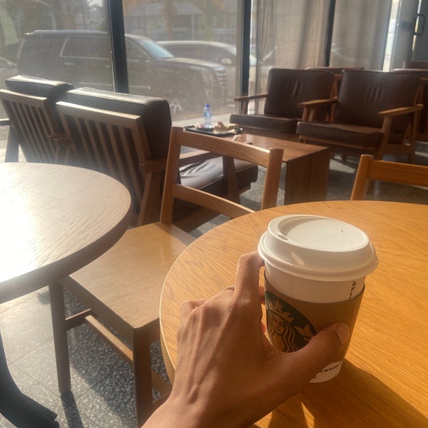 8/13/2023 tarihinde A D.ziyaretçi tarafından Starbucks'de çekilen fotoğraf