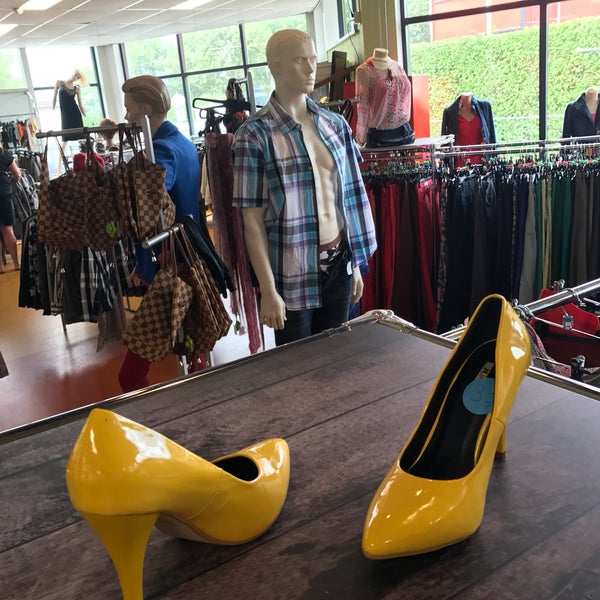kringkoop - kringloopwinkel - boutique d'occasions/vintage à mijdrecht