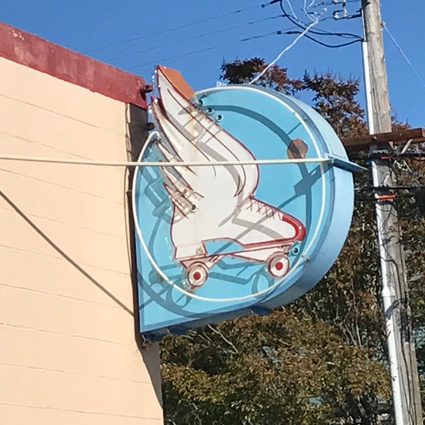 Santa Cruz Roller Palladium Eastside 1606 Seabright Ave