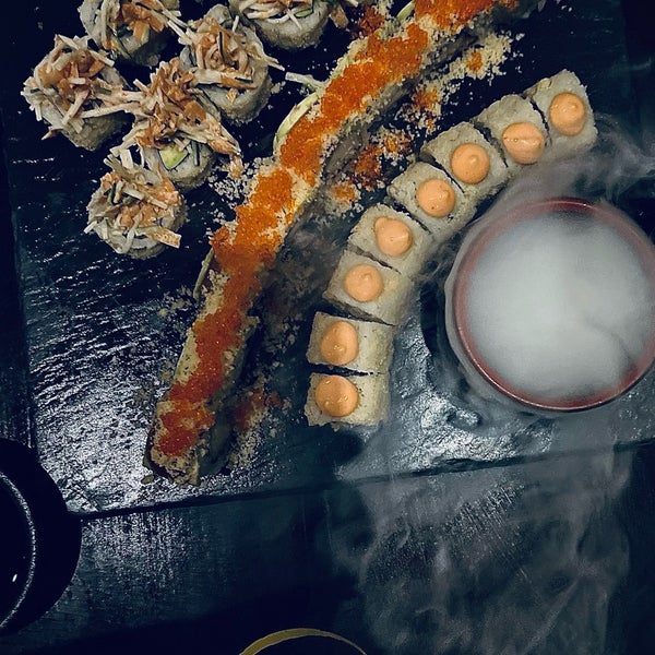 Foto scattata a GOLD Sushi Club da ADEL il 10/27/2023