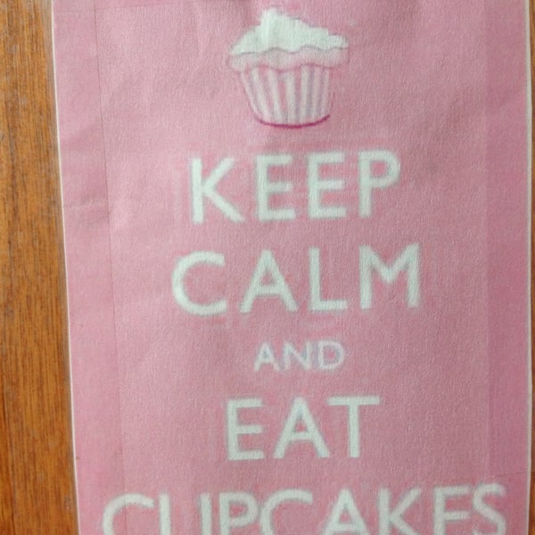 Daisy Cafe & Cupcakery Cupcake Shop