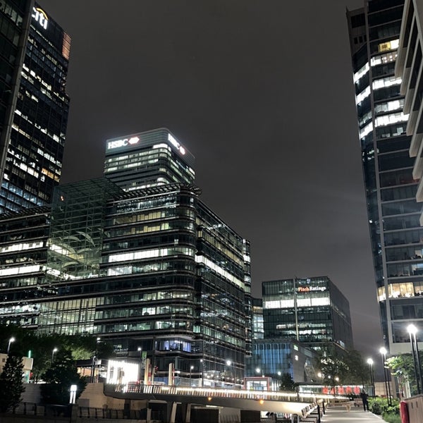Photo taken at Canary Wharf by A on 6/1/2023