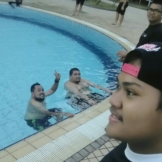 hotel putra regency