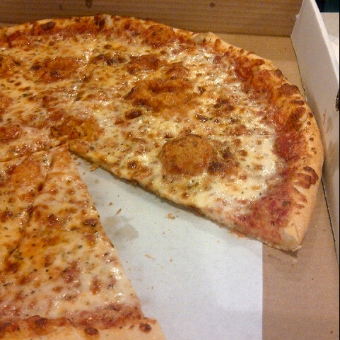 valentine s delicatessen pizza place in skaneateles