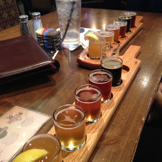 11/24/2012 tarihinde Rick A.ziyaretçi tarafından Colorado Mountain Brewery'de çekilen fotoğraf