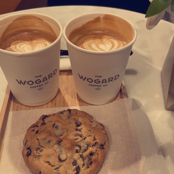 Foto diambil di Wogard Coffee Roasters oleh Faisal Aldossari 👹 pada 9/22/2022