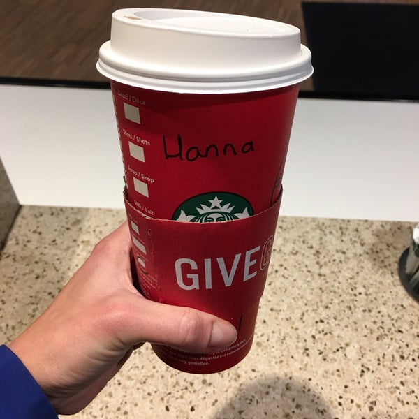 12/12/2017 tarihinde Hanna P.ziyaretçi tarafından Starbucks'de çekilen fotoğraf