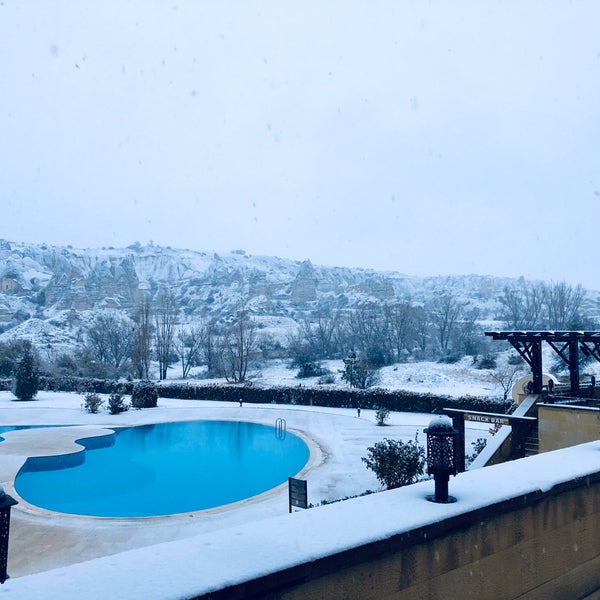 Foto diambil di Tourist Hotels &amp; Resorts Cappadocia oleh 𝓚𝓸𝓻𝓪𝔂 . pada 12/27/2019