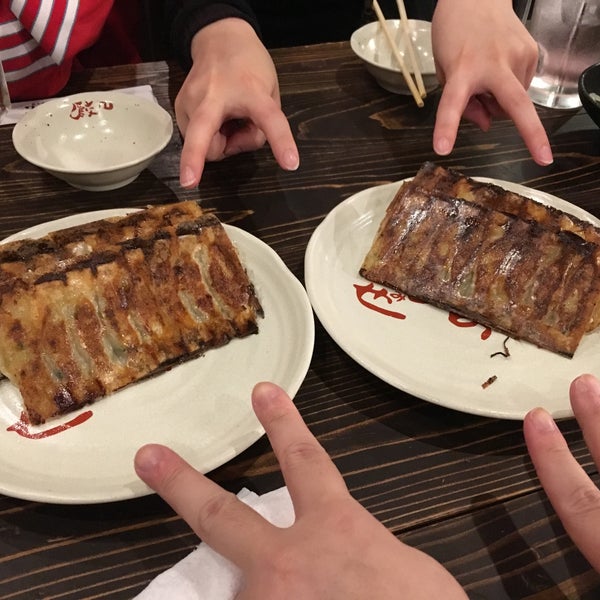 Photos At チャオチャオ餃子 津駅前酒場 1 Tip From 75 Visitors