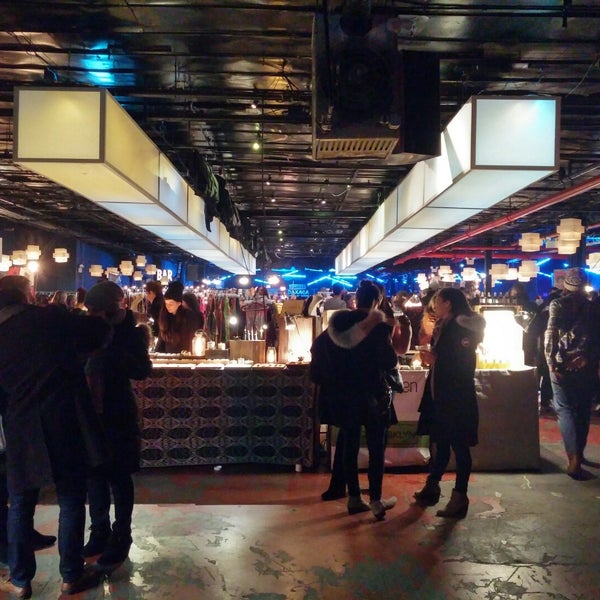 11/22/2014 tarihinde Davidziyaretçi tarafından Brooklyn Night Bazaar'de çekilen fotoğraf